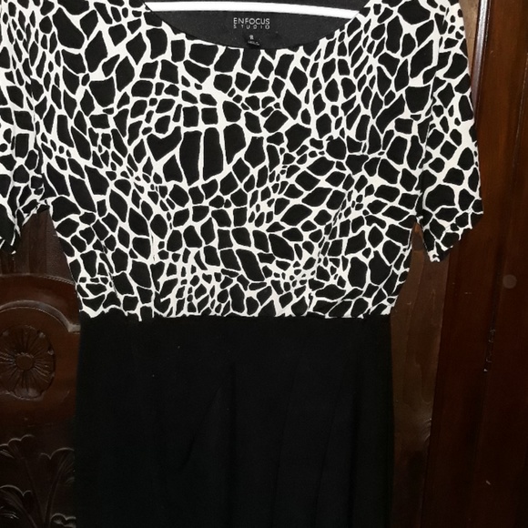 *Enfocus Studio dress - Picture 1 of 5